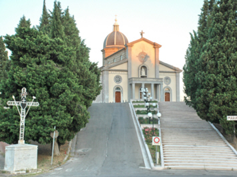 Montenero di Bisaccia Ort